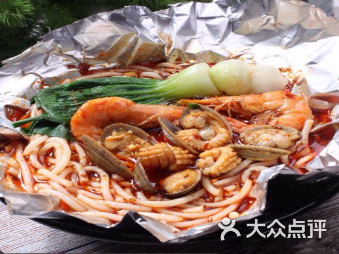 成都市礼仪职业中学举行3.12绿色植树活动_ky开元集团官网入口