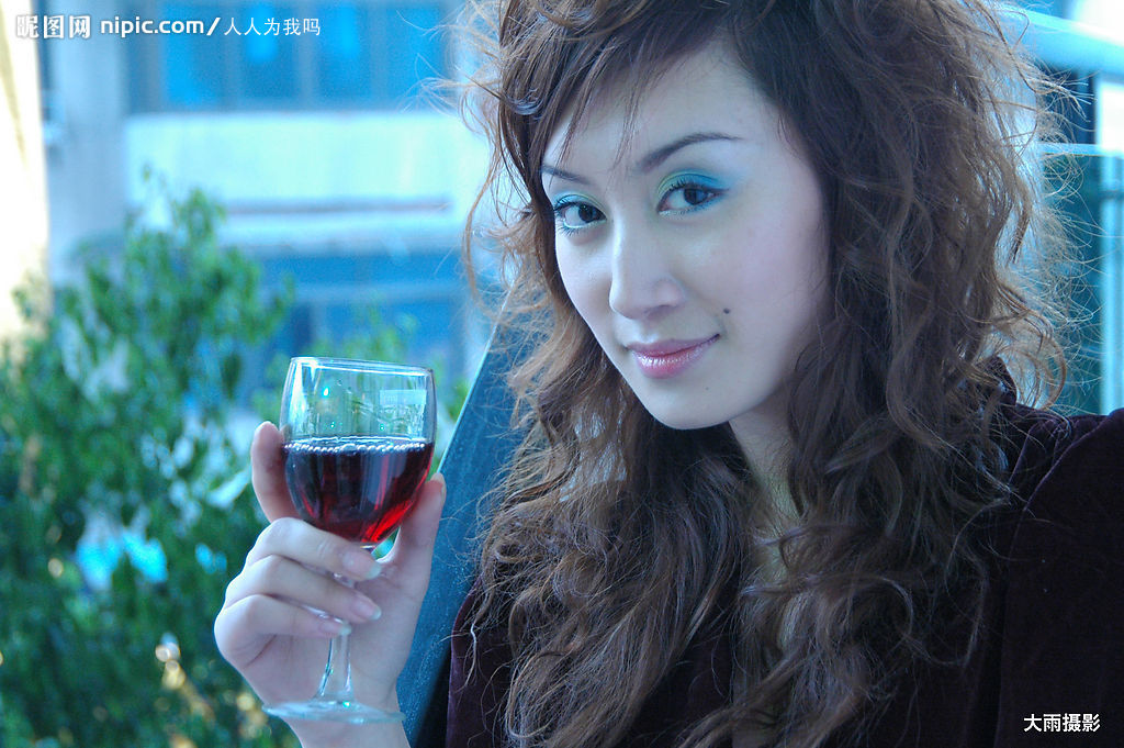 被抢怕，美国中餐馆主选择“拥枪自保”，在家中设避难室“KY开元集团官网”